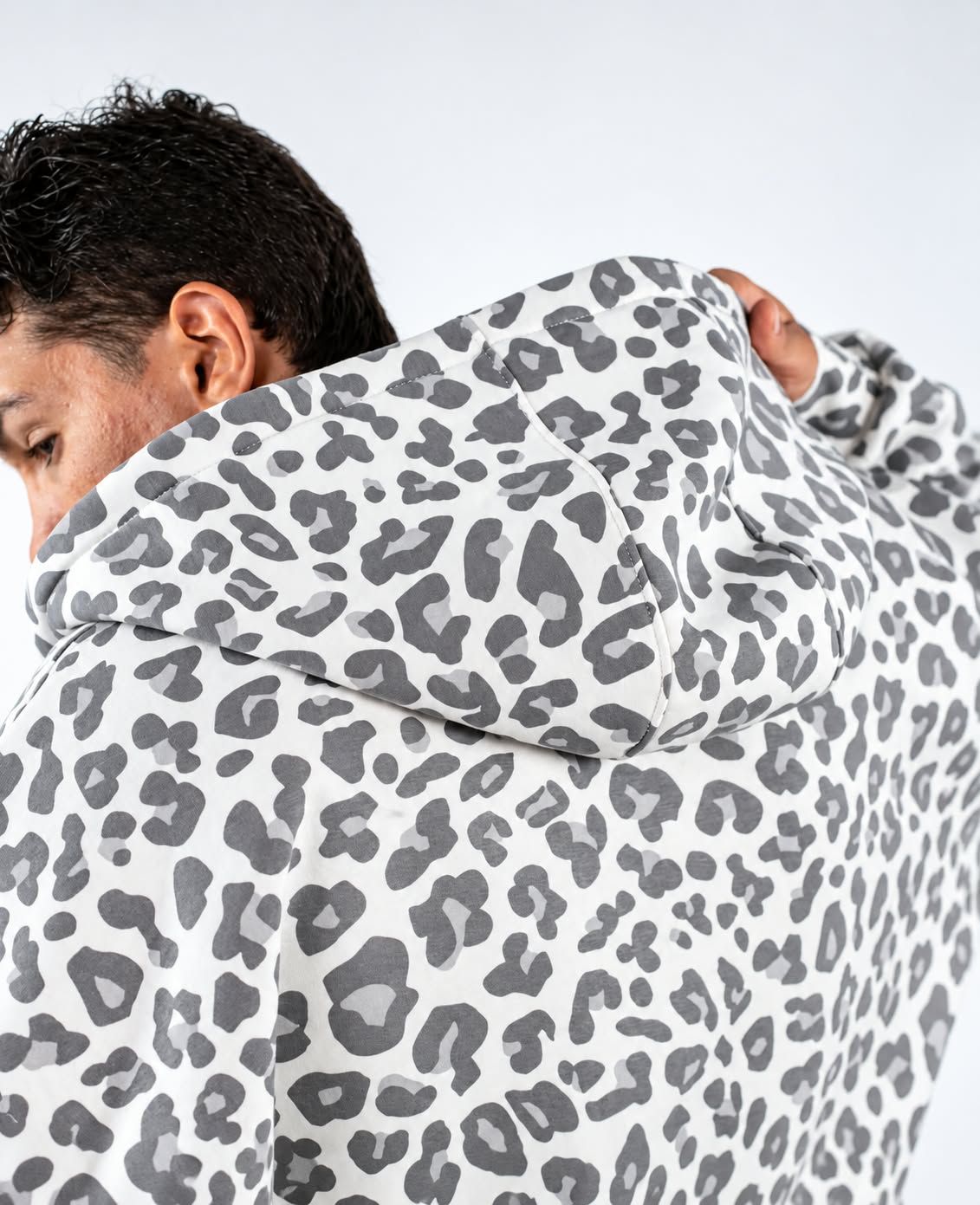 LEOPARD ZIP UP - WHITE