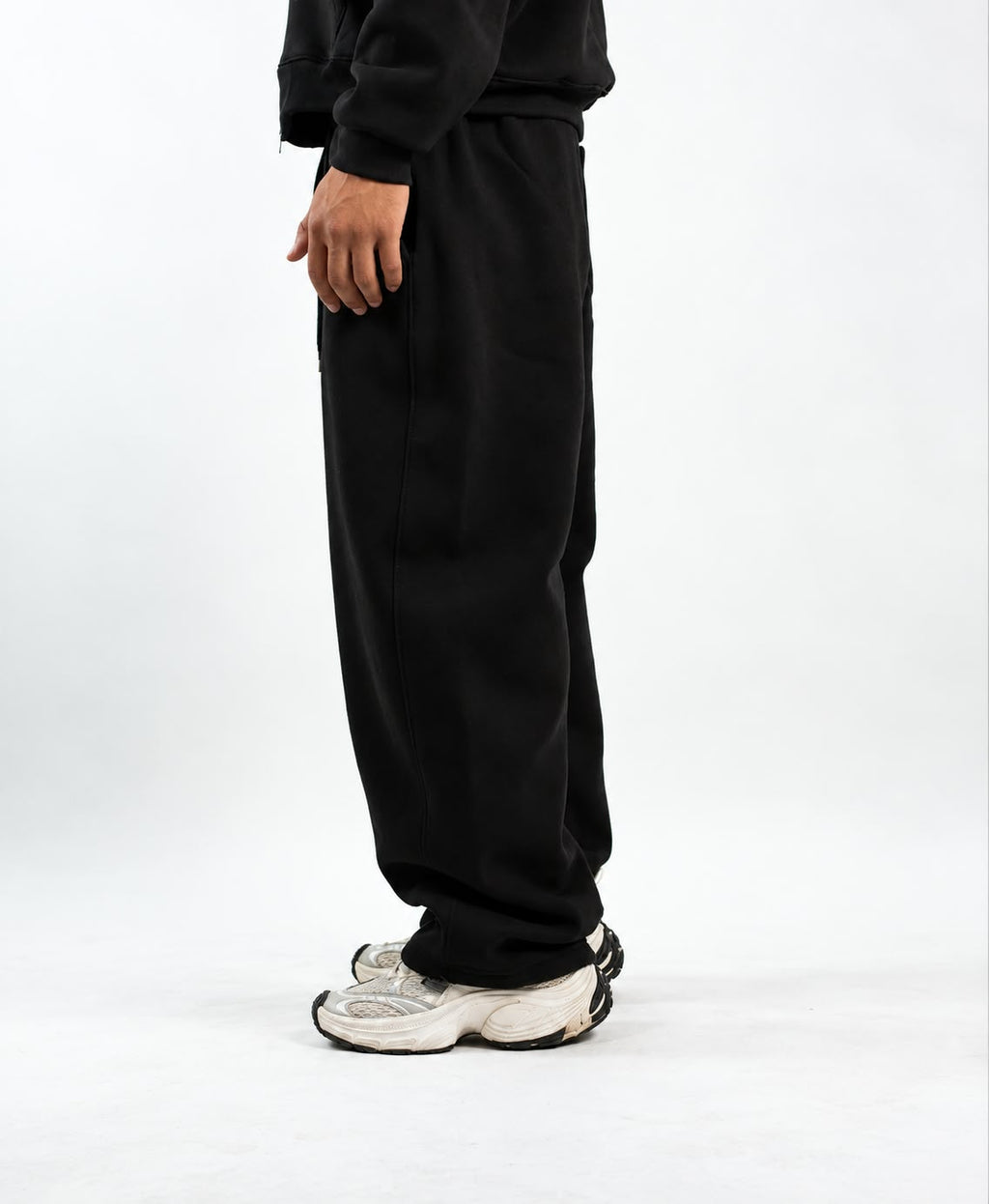BALLOON PANTS - BLACK